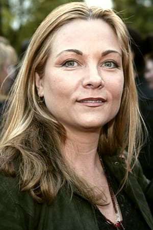 Theresa Russell profil kép