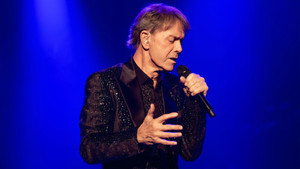 Cliff Richard: The Blue Sapphire Tour 2023 háttérkép